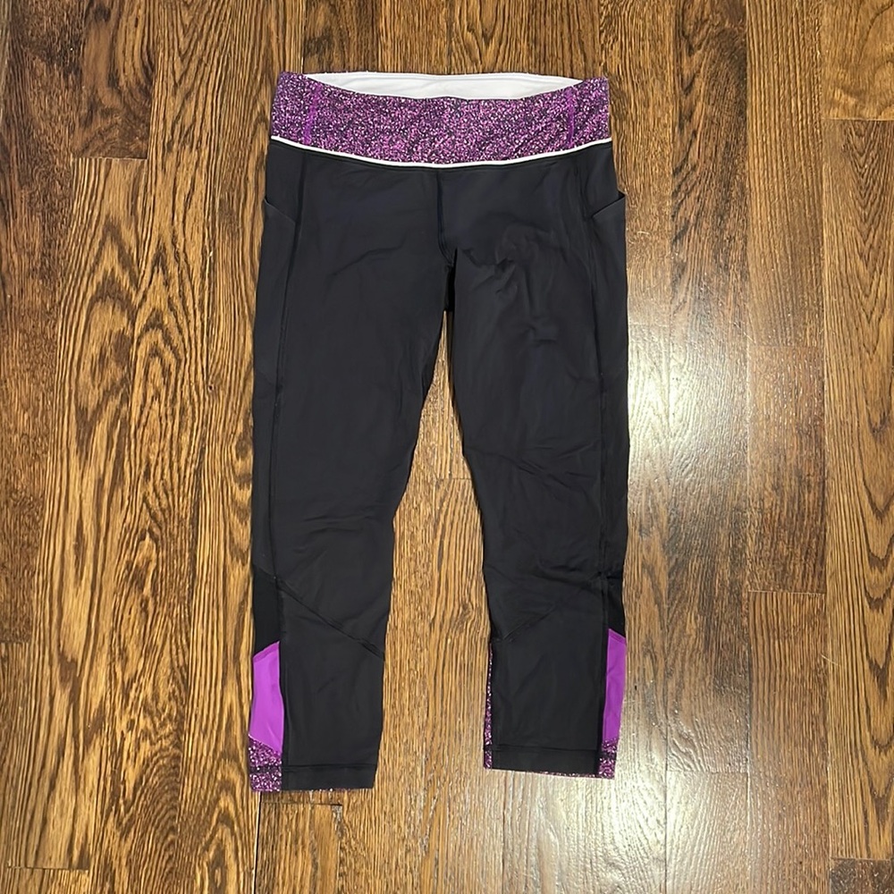 Lululemon crop leggings, size 8